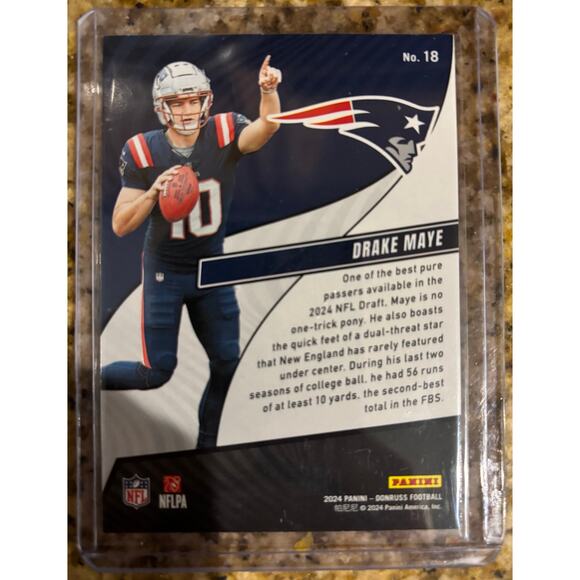 Rookie Drake Maye Football Cards - Picture 7 of 8